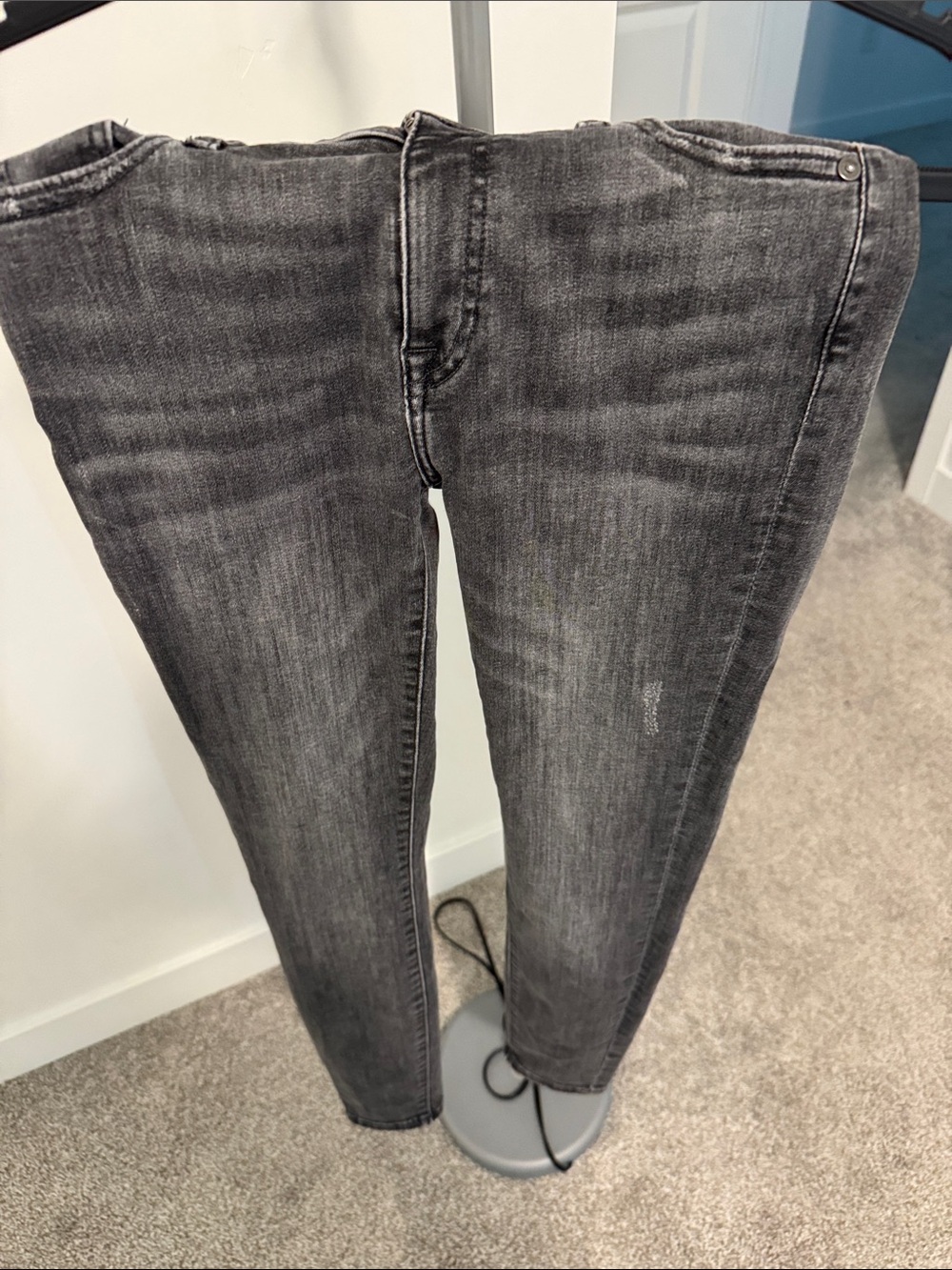 Women's Grey Washed M1858 Kristen skinny ankle Jeans- size 2